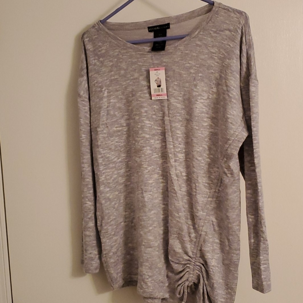 Gray l/s tee